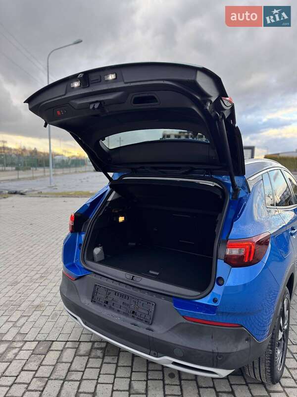 Позашляховик / Кросовер Opel Grandland X 2018 в Вишгороді фото 17 Позашляховик / Кросовер Opel Grandland X 2018 в Вишгороді