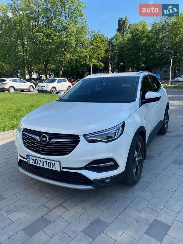 Позашляховик / Кросовер Opel Grandland X 2021 в 