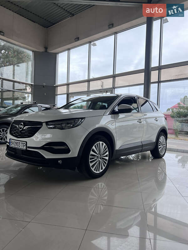 Opel Grandland X 2019