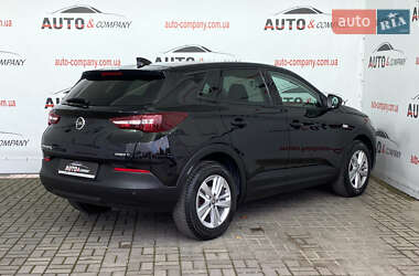 Позашляховик / Кросовер Opel Grandland X 2018 в 