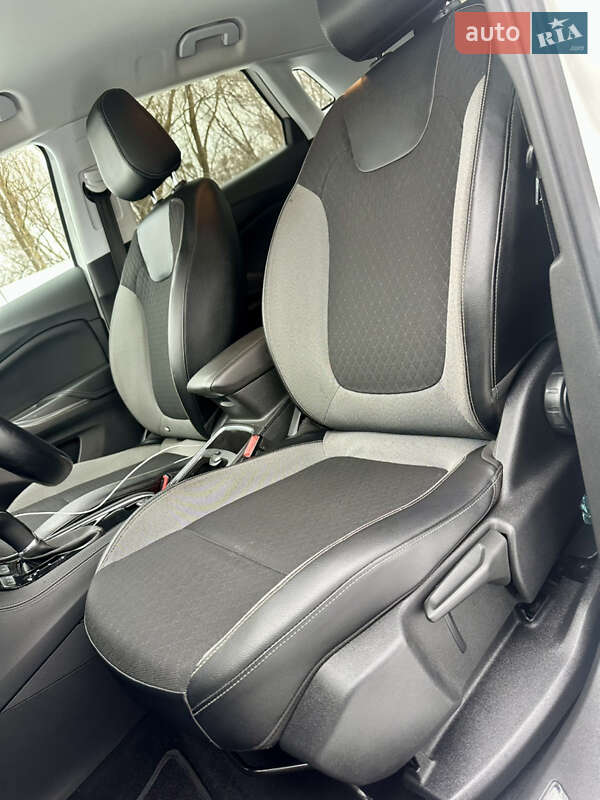 Позашляховик / Кросовер Opel Grandland X 2018 в Києві фото 27 Позашляховик / Кросовер Opel Grandland X 2018 в Києві