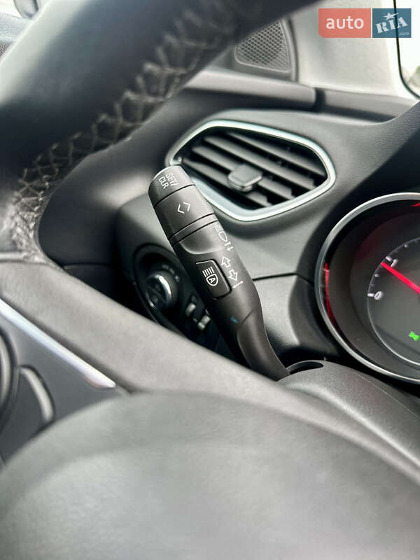 Позашляховик / Кросовер Opel Grandland X 2018 в Києві фото 31 Позашляховик / Кросовер Opel Grandland X 2018 в Києві