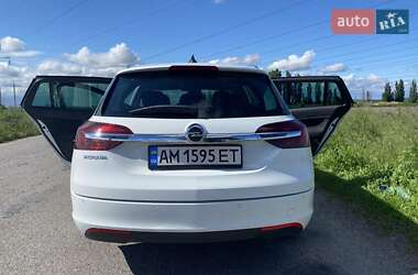 Универсал Opel Insignia Country Tourer 2016 в Киеве