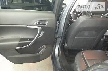 Седан Opel Insignia 2011 в Черновцах