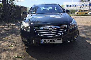 Седан Opel Insignia 2011 в Львові