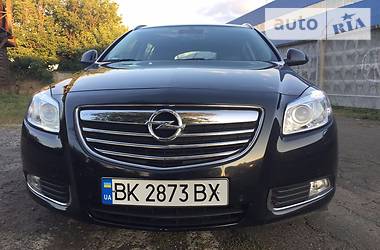 Универсал Opel Insignia 2012 в Киеве