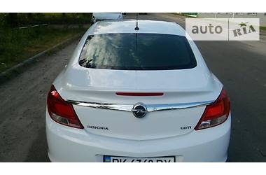 Седан Opel Insignia 2013 в Луцке