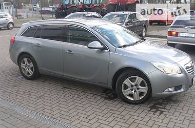 Универсал Opel Insignia 2010 в Львове