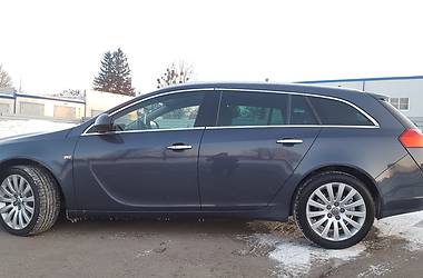 Универсал Opel Insignia 2011 в Ровно