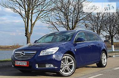 Универсал Opel Insignia 2011 в Бурштыне