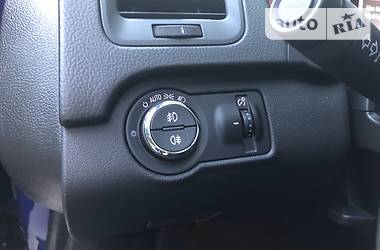 Седан Opel Insignia 2014 в 