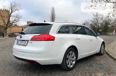 Универсал Opel Insignia 2010 в Луцке