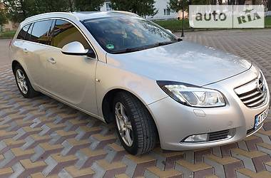 Універсал Opel Insignia 2012 в Івано-Франківську