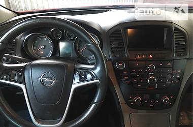 Универсал Opel Insignia 2011 в Хусте