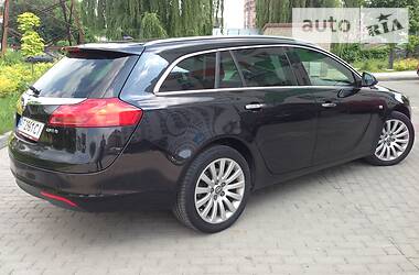 Универсал Opel Insignia 2011 в Ивано-Франковске