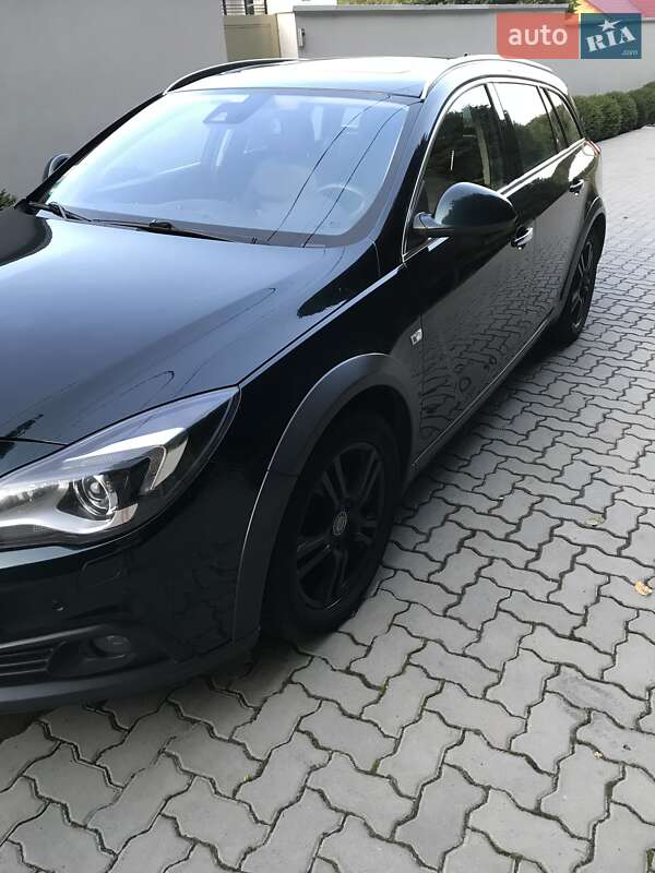 Універсал Opel Insignia 2014 в Хмельницькому