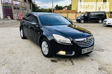 Универсал Opel Insignia 2010 в Черновцах