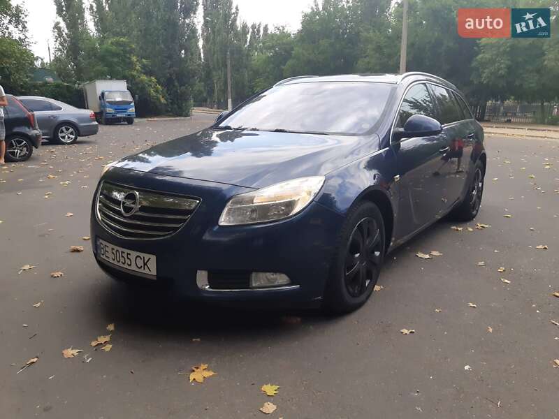 Универсал Opel Insignia 2010 в Николаеве