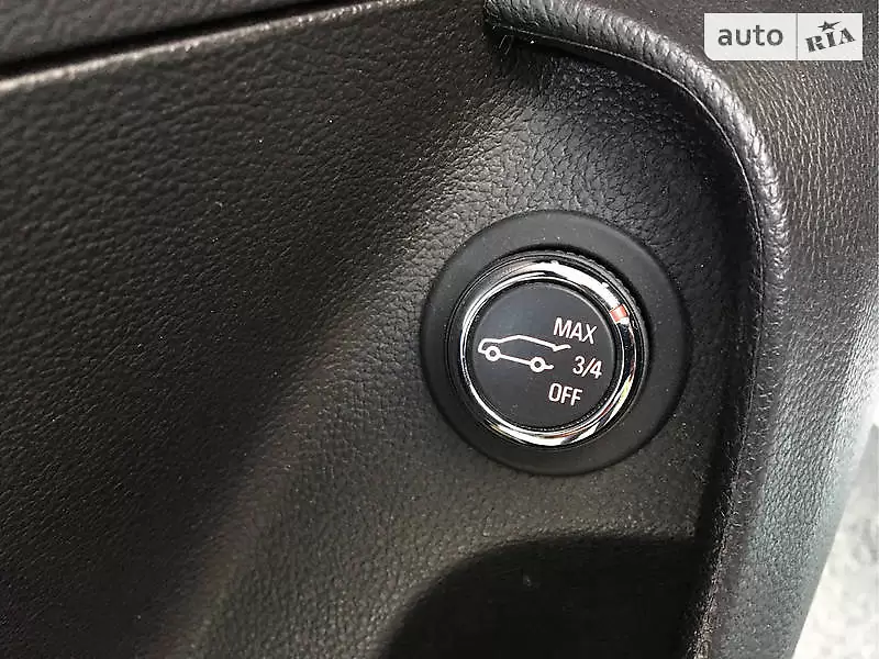 Універсал Opel Insignia 2012 в 