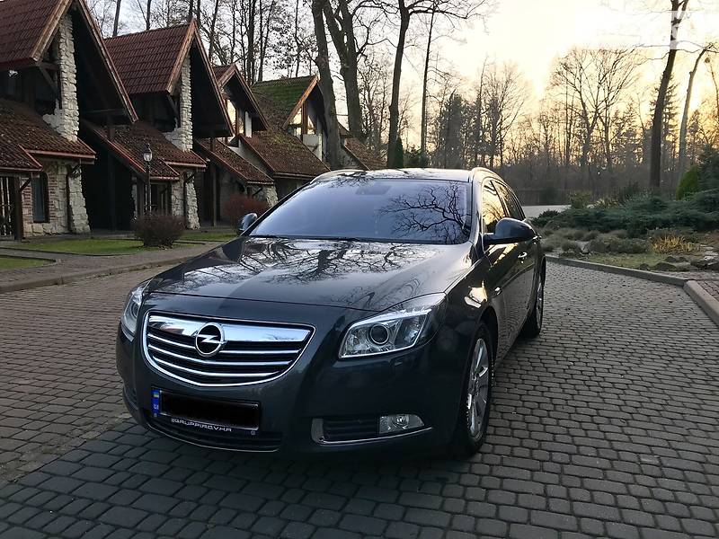 Універсал Opel Insignia 2012 в Львові