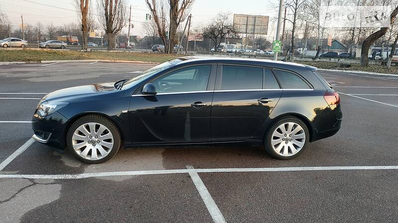 Універсал Opel Insignia 2014 в Житомирі