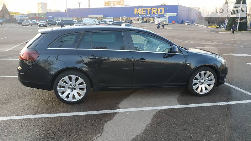 Універсал Opel Insignia 2014 в Житомирі