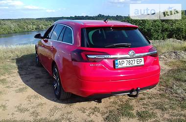 Універсал Opel Insignia 2014 в Запоріжжі