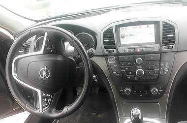 Хетчбек Opel Insignia 2012 в 