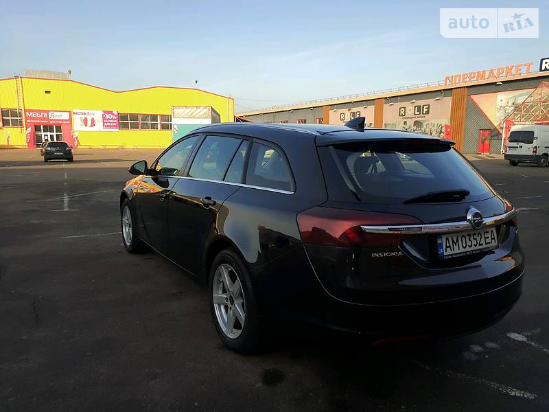 Універсал Opel Insignia 2016 в Житомирі
