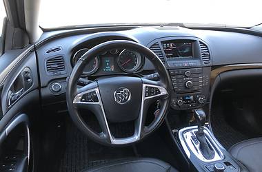Седан Opel Insignia 2010 в 