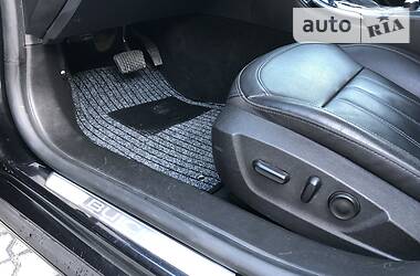 Седан Opel Insignia 2010 в 
