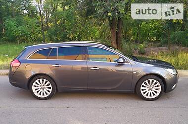 Універсал Opel Insignia 2009 в 