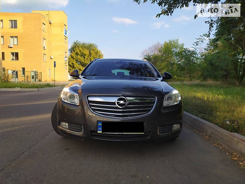 Универсал Opel Insignia 2009 в Днепре