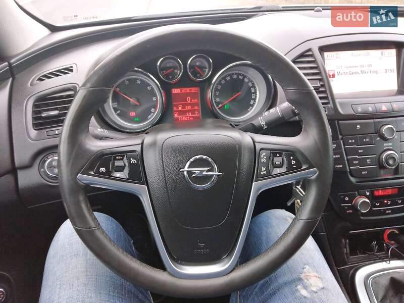 Універсал Opel Insignia 2012 в Івано-Франківську