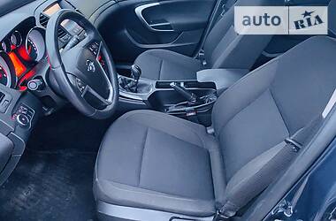 Універсал Opel Insignia 2011 в 