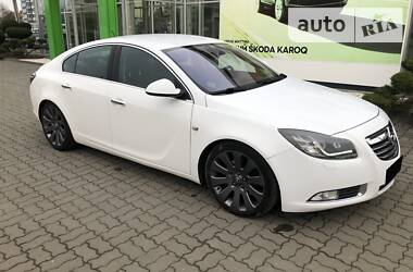 Седан Opel Insignia 2010 в 