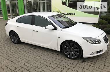 Седан Opel Insignia 2010 в 
