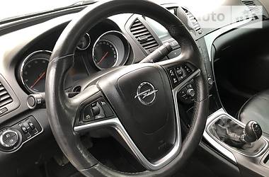 Седан Opel Insignia 2010 в 