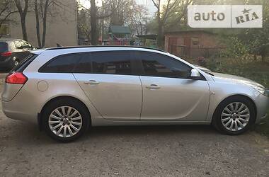 Універсал Opel Insignia 2010 в 