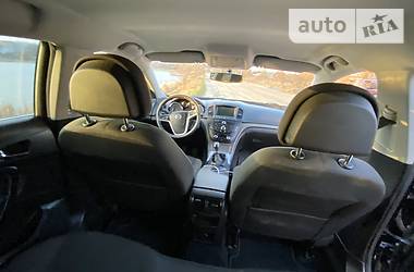 Універсал Opel Insignia 2010 в 