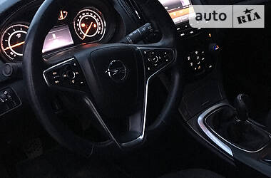 Універсал Opel Insignia 2014 в 
