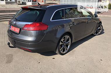 Універсал Opel Insignia 2009 в Луцьку