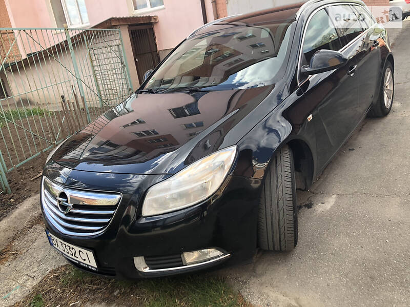 Універсал Opel Insignia 2012 в 