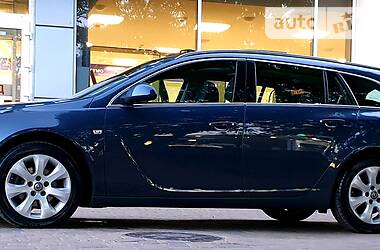 Універсал Opel Insignia 2010 в 