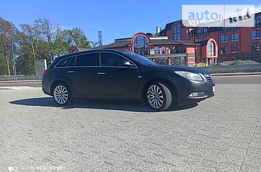 Універсал Opel Insignia 2010 в 