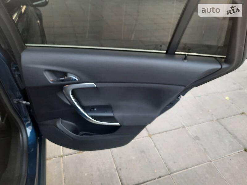 Универсал Opel Insignia 2014 в Луцке