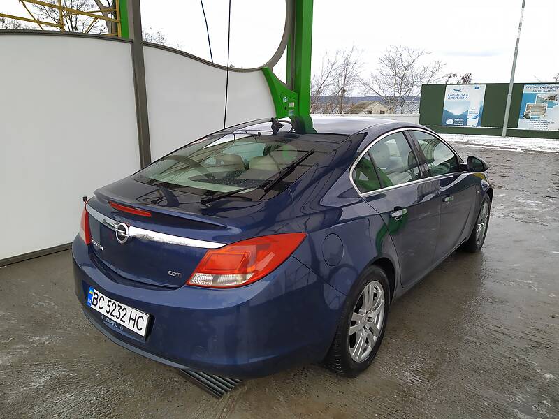 Хэтчбек Opel Insignia 2012 в Золочеве фото 10 Хэтчбек Opel Insignia 2012 в Золочеве