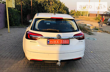 Универсал Opel Insignia 2015 в Константиновке
