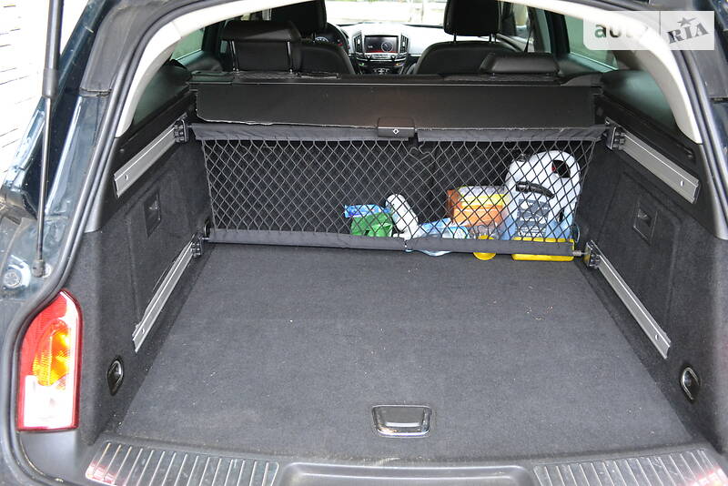 Универсал Opel Insignia 2014 в Сваляве