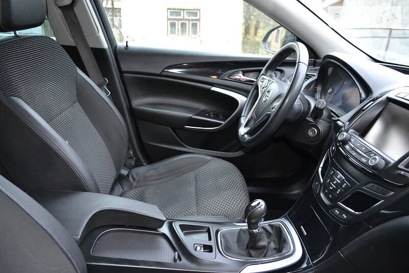 Универсал Opel Insignia 2014 в Сваляве